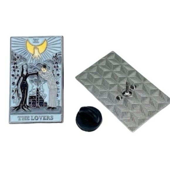 Addams Family Tarot Card the Lovers Morticia and Gomez Wednesday Enamel Pin - Picture 3 of 3